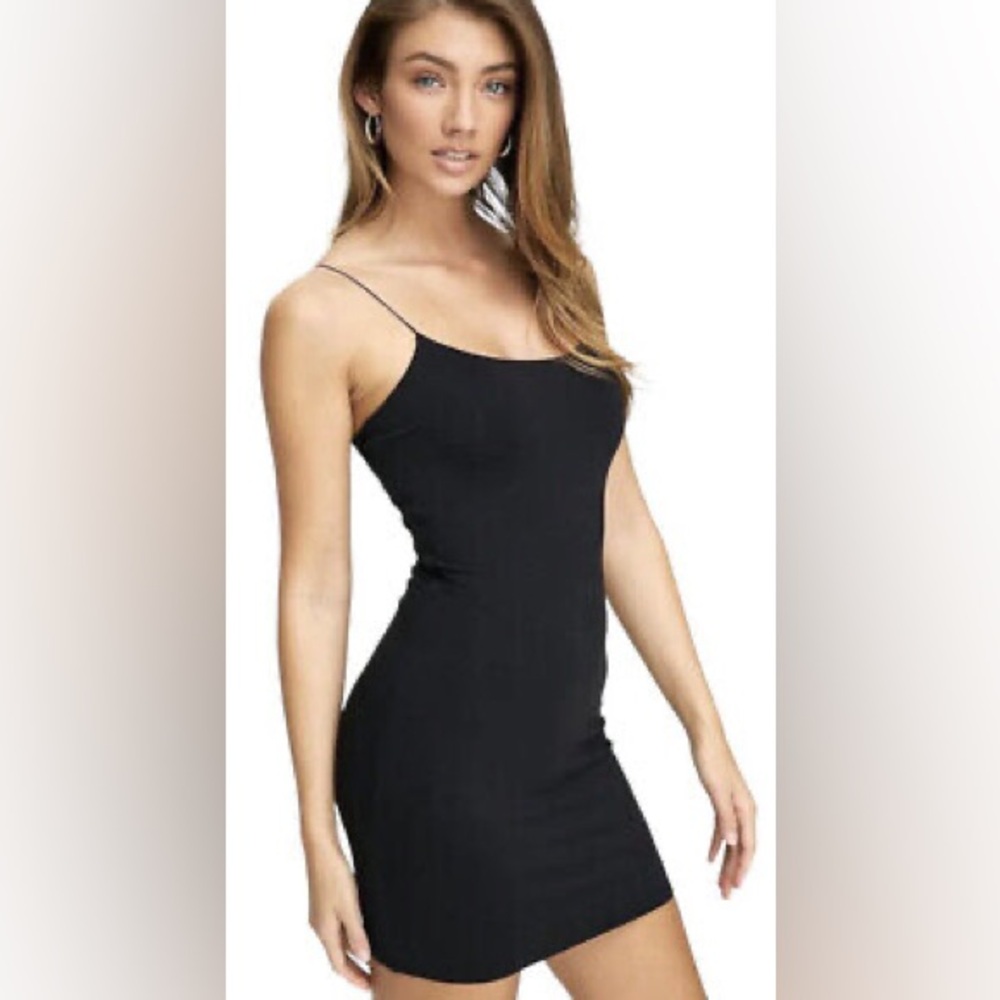 Wilfred Free Tiny V Neck
